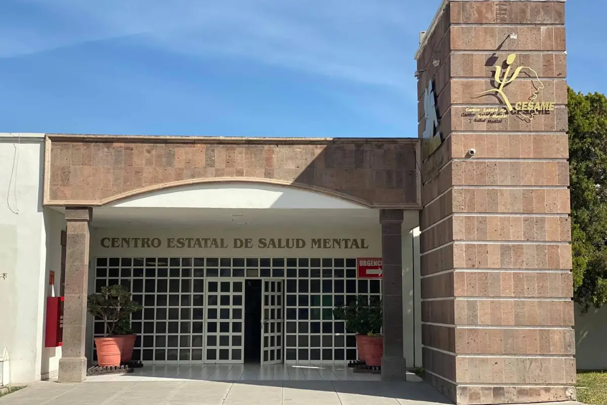 Edificio comercial moderno